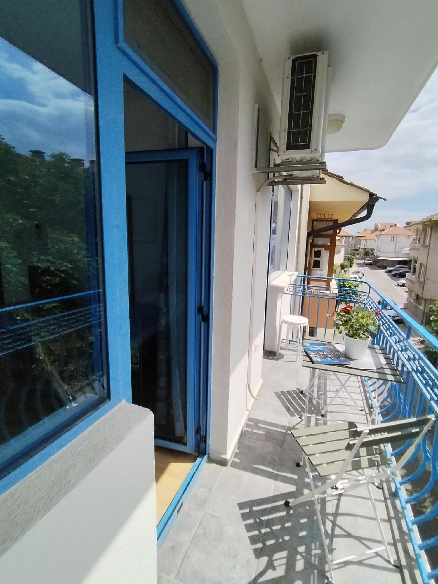 Lira Sto Apartments Pomorie Exterior foto